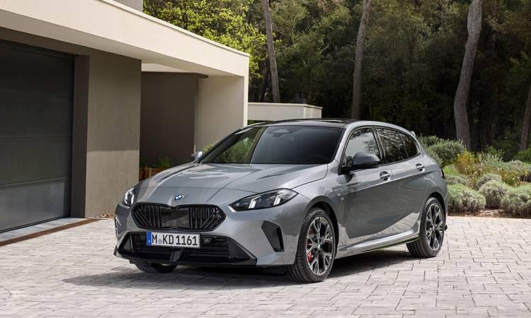 <p><strong><span style="color:#B22222">BMW'NİN EN UCUZ ARABASI</span></strong></p>
<p> </p>
<p><strong><span style="color:#B22222">BMW 1 SERİSİ YENİ BMW 120 SPORT LINE </span>| 2.483.000 TL</strong></p>
