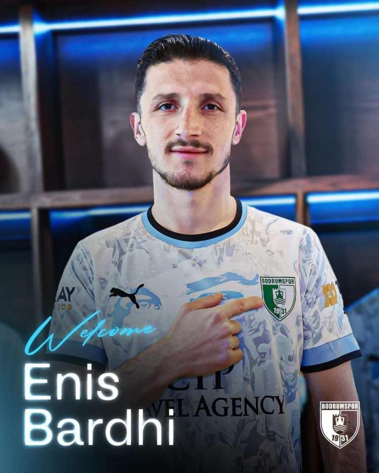 <p>* Enis Bardhi > Bodrum FK<br />
<br />
Geldiği takım: Trabzonspor</p>
