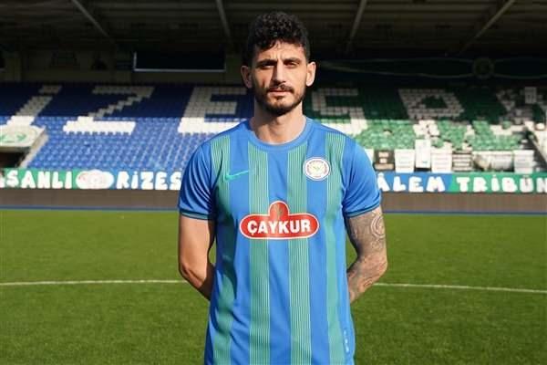 <p>* Samet Akaydin > Çaykur Rizespor<br />
<br />
Geldiği takım: Fenerbahçe</p>
