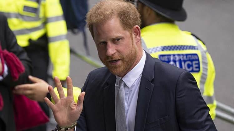 <p>ABD'ye giriş için yapılan bazı vize başvurularında, başvuru sahiplerinden uyuşturucu kullanıp kullanmadıkları konusunda yönlendirilen soruları cevaplaması gerekiyor.</p>
