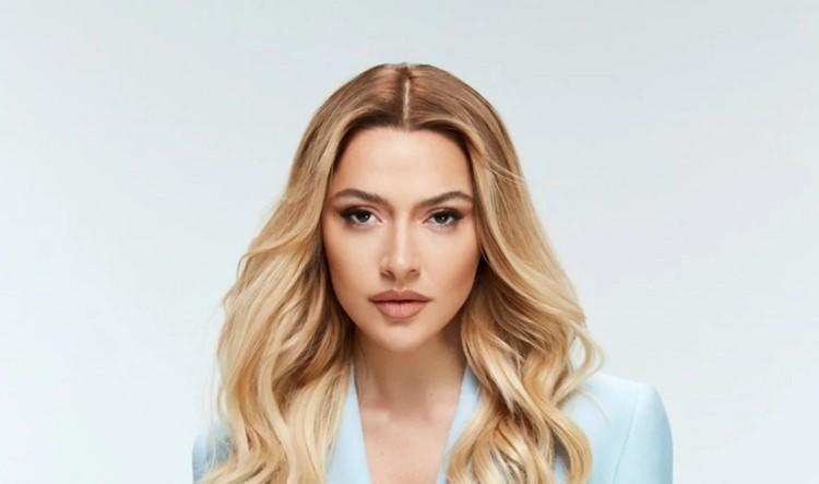 <p>Magazin kulislerinde bu listede başta Hadise var. </p>
