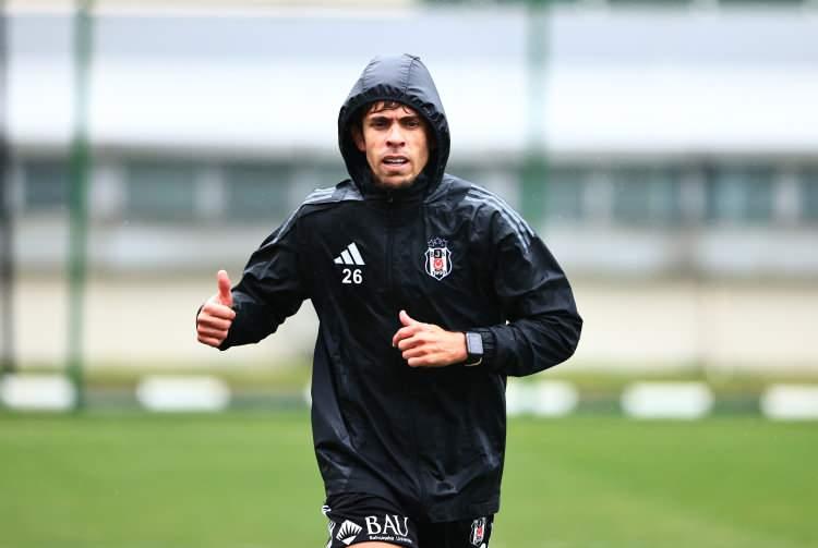 <p>Gabriel Paulista - Beşiktaş<br />
<br />
2.12 milyon Euro</p>
