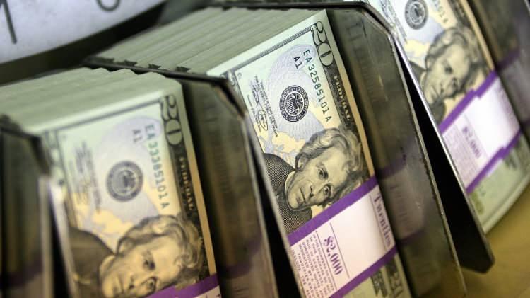 <p><strong>338 MİLYAR DOLAR</strong></p>
