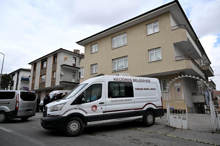 <p>Anneyi gözaltına alan polis ekiplerinin olayla ilgili soruşturması sürüyor.</p>
