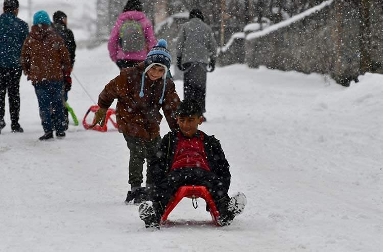 <p>T&uuml;rkiye genelinde kar yağışını bekleyenlere m&uuml;jde! 11 Şubat 2025 Salı yarın hangi illere kar yağacağı belli oldu</p>
