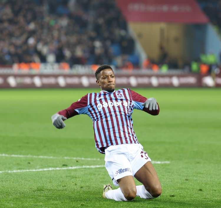 <p>Simon Banza - Trabzonspor<br />
<br />
1.6 milyon Euro</p>
