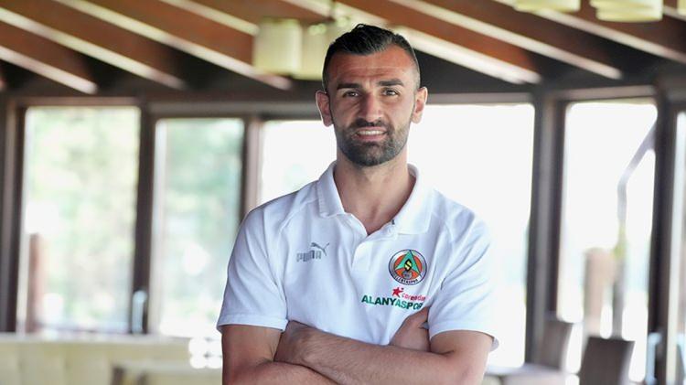 <p>Gidenler: Serdar Dursun, Bera Çeken (Kiralık), Furkan Bayır, Rony Lopes, Emin Sarıgül, Juan Christian</p>