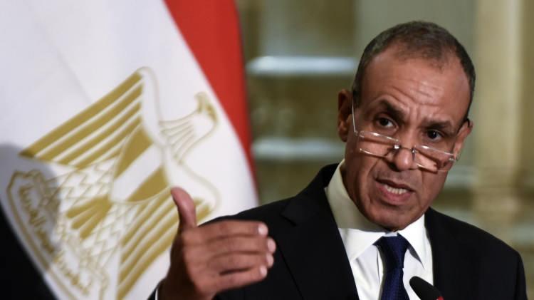 <p><strong>Mısır Dışişleri Bakanı Bedir Abdelatty,</strong> yaptığı açıklamada, Filistinlilerin bölgeden göç ettirilmeden Gazze'nin hızla yeniden inşa edilmesi çağrısında bulundu. </p>
<p> </p>
