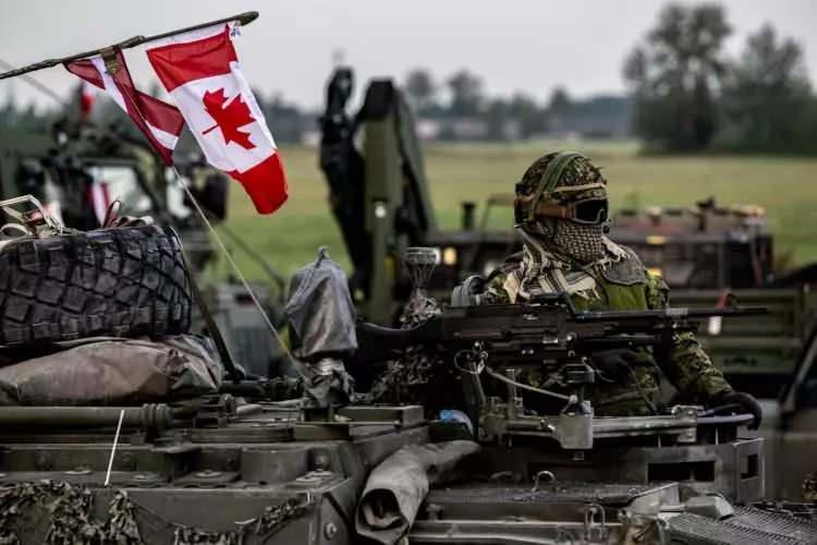 <p><strong>18)  KANADA</strong></p>

<p> </p>

<p>Büyük bir savunma bütçesi ve stratejik konumu ile NATO'nun önemli bir üyesi.</p>

