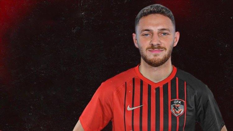 <p>Gidenler: Mustafa Eskihellaç, Eren Erdoğan (Kiralık), Eren Çakır (Kiralık), Mirza Cihan (Kiralık)</p>