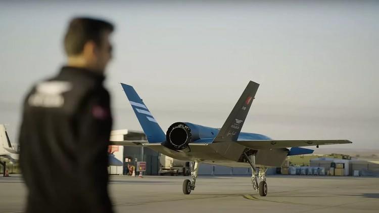 <p>Yunan hükümeti, İtalya’nın Piaggio Aerospace şirketinin, Baykar'a satışının Avrupa Birliği’ni bilgilendirmeden onaylayarak AB düzenlemelerini ihlal ettiğini savunuyor.</p>