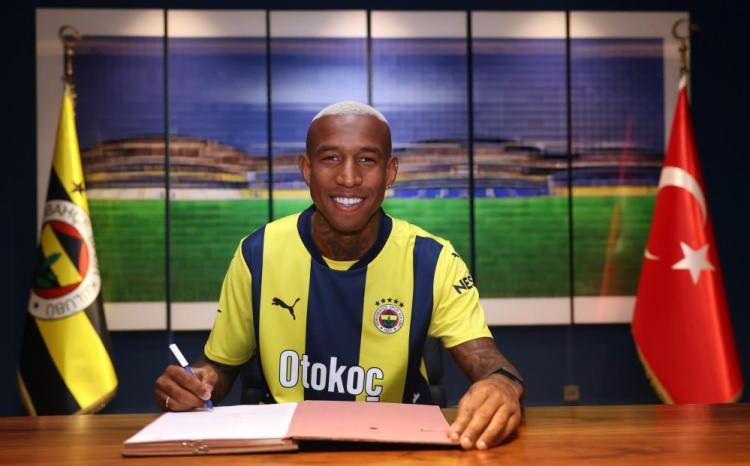 <p><strong>FENERBAHÇE</strong></p>

<p> </p>

<p>Gelenler: Diego Carlos, Milan Skriniar (Kiralık), Anderson Talisca, Ognjen Mimovic</p>
