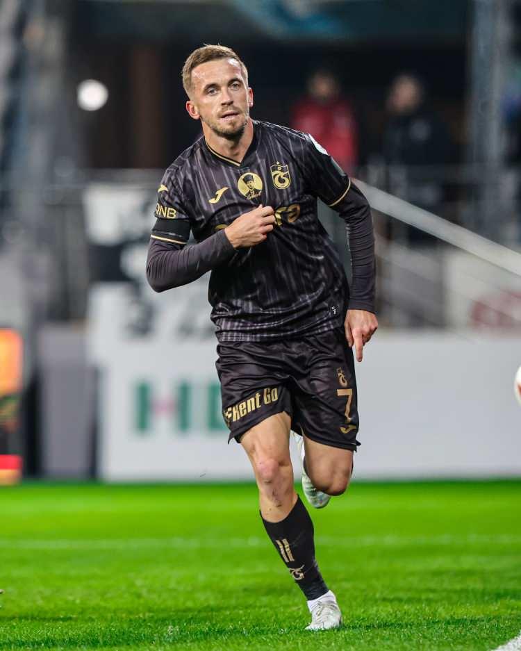 <p>Edin Visca - Trabzonspor<br />
<br />
1.5 milyon Euro</p>
