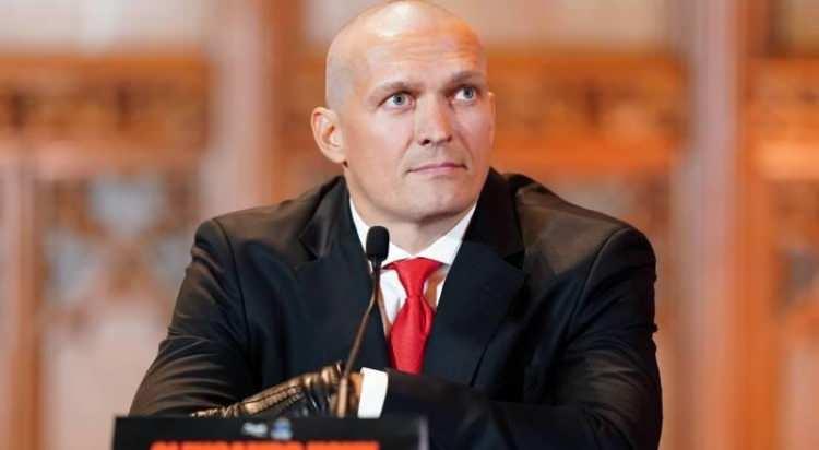 <p>7- Oleksandr Usyk | 122 milyon Dolar</p>
