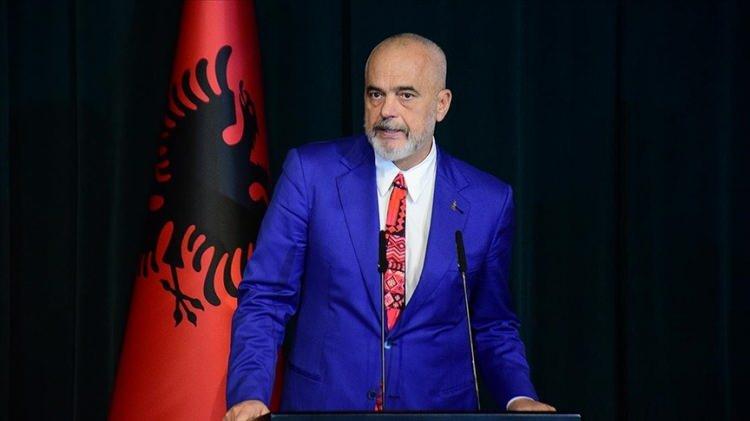 <p><span style="color:inherit"><span style="color:rgb(178, 34, 34)"><strong>EDI RAMA </strong></span><strong><span style="color:rgb(178, 34, 34)">- ARNAVUTLUK BAŞBAKANI </span> </strong></span></p>

<p> </p>

<p><span style="color:inherit"><strong>RESSAM</strong></span></p>

<p> </p>
