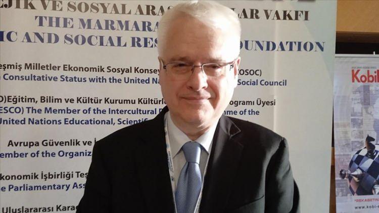 <p><span style="color:inherit"><strong><span style="color:rgb(178, 34, 34)"> IVO JOSIPOVIC - ESKİ HIRVATİSTAN BAŞBAKANI</span> </strong></span></p>

<p> </p>

<p><span style="color:inherit"><strong>MÜZİK BESTECİSİ </strong></span></p>

<p> </p>
