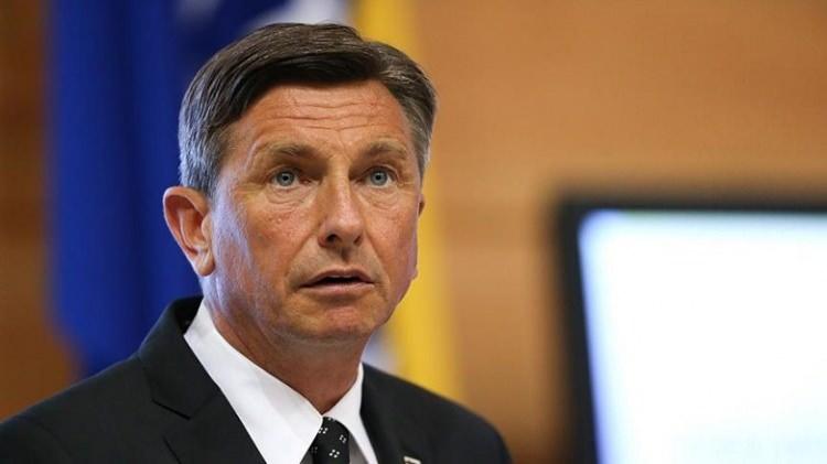 <p><span style="color:inherit"><strong><span style="color:rgb(178, 34, 34)"> BORUT PAHOR - ESKİ SLOVENYA CUMHURBAŞKANI </span> </strong></span></p>

<p> </p>

<p><strong>MODEL</strong></p>

<p> </p>
