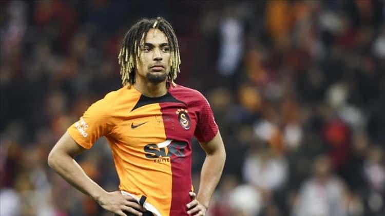 <p>Galatasaray, geçtiğimiz sezonun ara transfer döneminde Sacha Boey'i Bayern Münih'e 30 milyon Euro bonservis bedeliyle satmıştı.</p>

