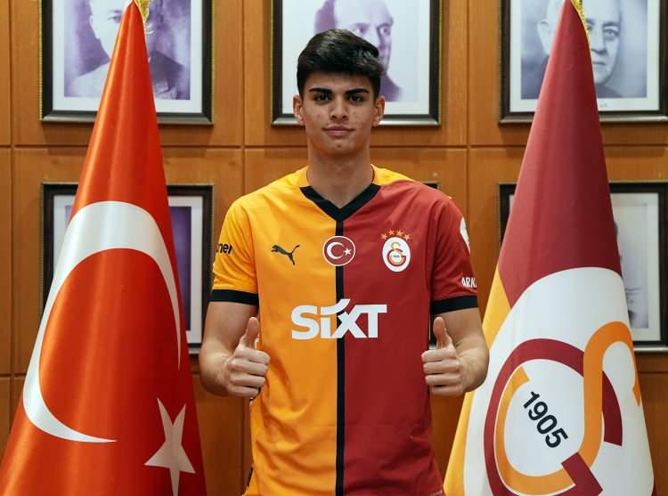 <p>* Arda Ünyay<br />
<br />
Ankaragücü > Galatasaray</p>