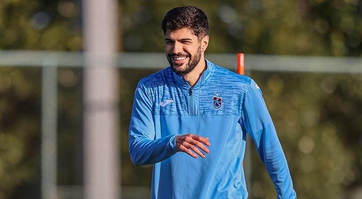 <p>* Eren Elmalı<br />
<br />
Trabzonspor > Galatasaray</p>