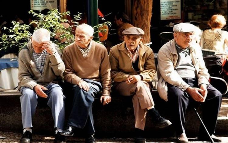 <p>İşte Türkiye'nin en yaşlı şehirleri...</p>
<p> </p>