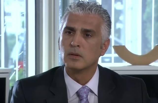 <p>Kanal D ekranlarında bir dönem yayınlanan ve o dönemlerde izlenme rekorları kıran Yaprak Dökümü dizisinde Yaman'ı canlandıran ünlü oyuncu Bülent Fil, son haliyle herkesi şaşırttı. </p>
