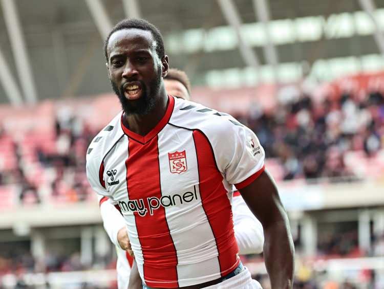 <p>Samba Camara<br />
<br />
Kulüp: Sivasspor<br />
<br />
Yaş: 32<br />
<br />
Mevki: Stoper</p>
