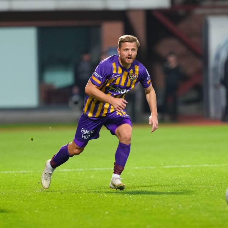 <p>Fredrik Midtsjo<br />
<br />
Kulüp: Eyüpspor<br />
<br />
Yaş: 31<br />
<br />
Mevki: Orta Saha</p>
