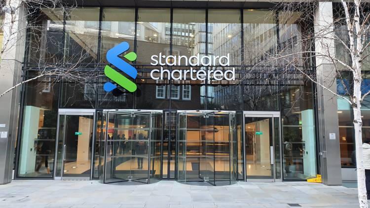 <p><span style="color:#B22222"><strong>StanChart</strong></span></p>
<p> </p>
<p>2025 yıl sonu tahmini: 2 bin 750</p>
<p>Tahminin yapıldığı tarih: 4 Şubat</p>