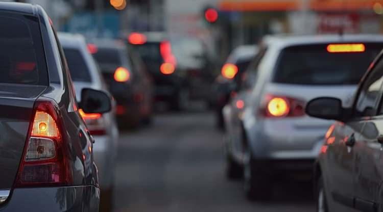 <p>İkinci elde satın alınabilecek araçlara ilişkin Instagram hesabı üzerinden bilgilendirici paylaşım yapan pufi-duf 650 – 750 bin liraya alınacak otomobilleri şöyle sıraladı:</p>