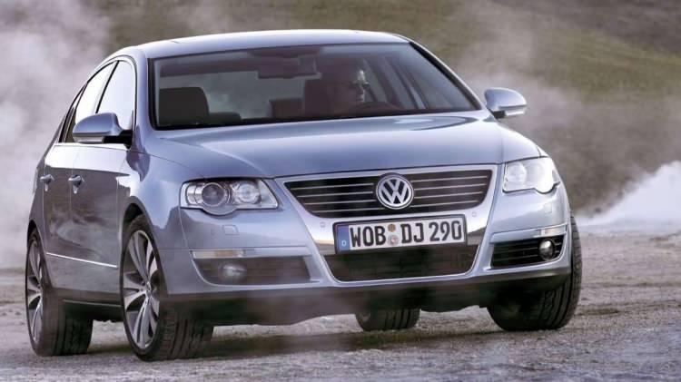 <p>VOLKSWAGEN PASSAT MANUEL</p>
