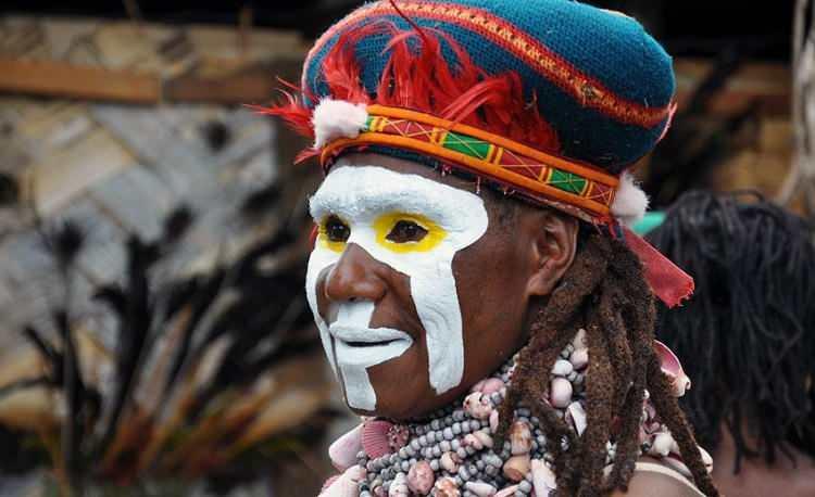 <p><strong><span style="color:#B22222">3)  PAPUA YENİ GİNE </span> |  YÜZDE 38,3</strong></p>
