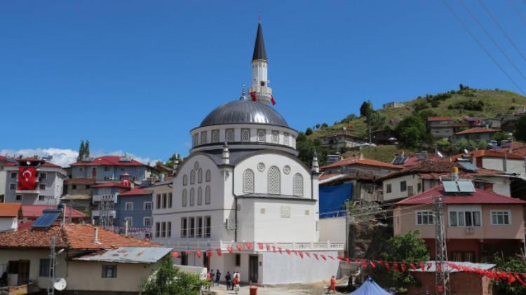 <p>Diyanet İşleri Başkanlığı tarafından yayımlanan il il imsakiye ile ilk oruç tarihi, imsak ve iftar saatleri belli oldu.</p>

<p>Buna göre, 1 Mart'ta başlayacak olan Ramazan-ı Şerif 29 Mart'ta sona erecek.</p>
