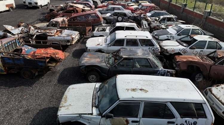 <p>Burada ilk teşvikten farklı olarak motorlu araç türü sınırlandırıldı ve ağırlığı 3.5 tondan fazla olan yük ve yolcu araçları kapsam dahilindeydi. </p>

