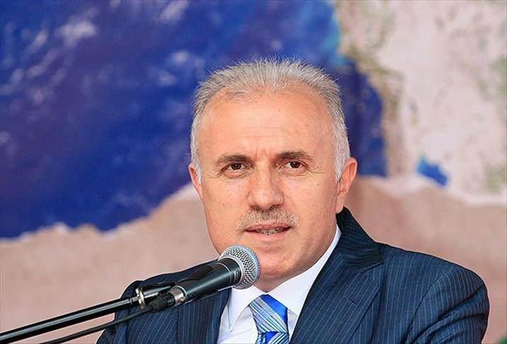 <p>Aziz Babuşcu</p>

<p> </p>

<p>1964 yılında Trabzon Akçaabat’ta doğdu. Marmara Üniversitesi İktisadi ve İdari Bilimler Fakültesi İktisat Bölümü’nü bitirdi. Halen mali müşavirlik yapmaktadır. Evli ve dört çocuk babasıdır.</p>
