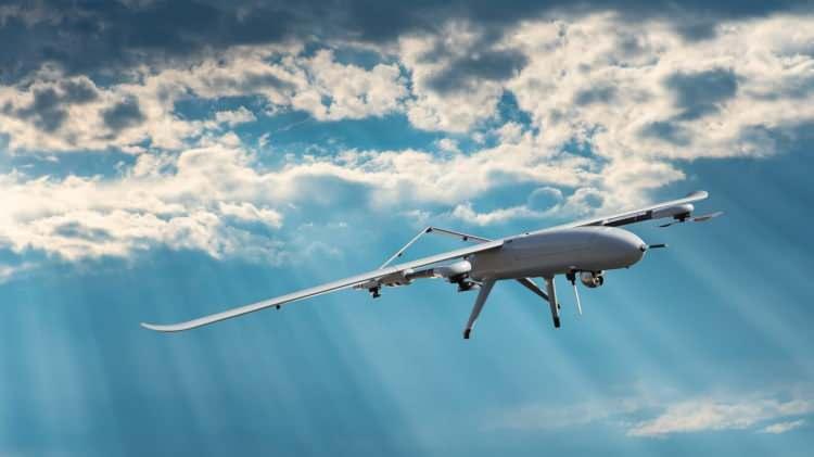 <p>HAVELSAN Simülasyon, Otonom ve Platform Yönetimi Teknolojileri Genel Müdür Yardımcısı Muhittin Solmaz da BAHA'da elde ettikleri deneyimin sonucunda BULUT'u geliştirdiklerini ifade ederek, İHA'nın kendi alanında dinamikleri değiştiren oyuncu olacağına işaret etti.</p>

<p> </p>
