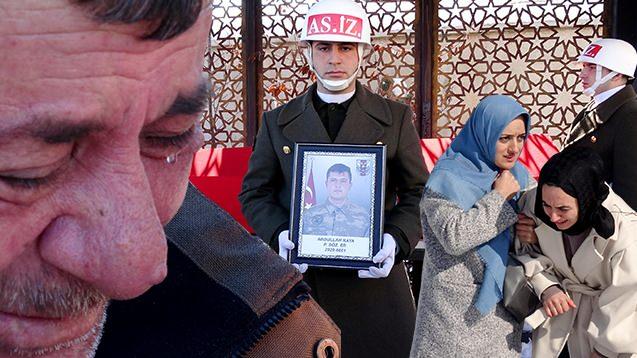 <p>Böngöl'ün Genç ilçesinde yolcu otobüsünün şarampole devrildiği kazada hayatını kaybeden <strong>Piyade Sözleşmeli Er Abdullah Kaya'nın,</strong> nişanı için izin alıp memleketi Erzurum'a gelmek üzere yola çıktığı öğrenildi.</p>