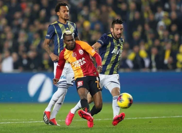 <p>* 23 Şubat 2020<br />
<br />
* Fenerbahçe - Galatasaray: 1-3<br />
<br />
* Kadıköy'de Galatasaray için 20 yıllık hasretin son bulduğu maç. Aslan, 1-0 geriye düştüğü karşılamayı 3-1 kazanarak kötü seriyi bozdu.</p>