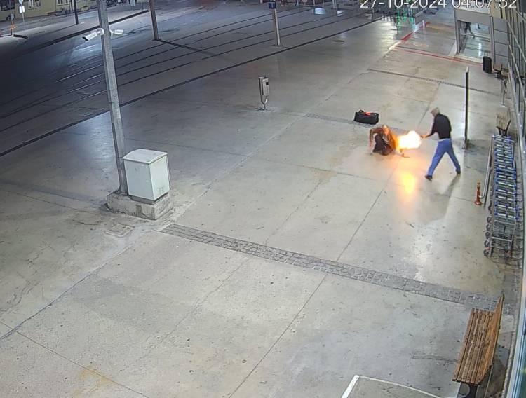 <p>Olay, 27 Ekim 2024’te saat 04.30 sıralarında, Bursa Şehirler Arası Otobüs Terminali'nde meydana geldi. </p>