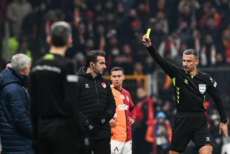 <p>Galatasaray'da Victor Osimhen, Barış Alper Yılmaz, Roland Sallai, Davinson Sanchez ve Yunus Akgün, Fenerbahçe'de ise Çağlar Söyüncü ile Fred, sarı kart gören futbolculardı.</p>
