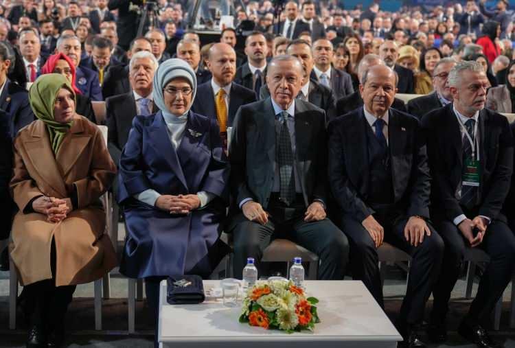 <p>Fadime Zehra Şener, Gökhan Diktaş, Halit Yerebakan, Hamza Dağ, Hasan Basri Yalçın, Hayati Yazıcı, Haydar Ali Yıldız, Hilal Kalyoncu Koç, Hilmi Türkmen, Hülya Terzioğlu, </p>