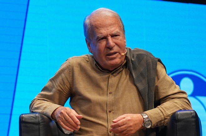<p>Mustafa Denizli: Bizim bu kadrolardan beklediğimiz bir maç mı? Değil. Her şeye rağmen taraftarı mutlu eden bir futbol yoktu.</p>
