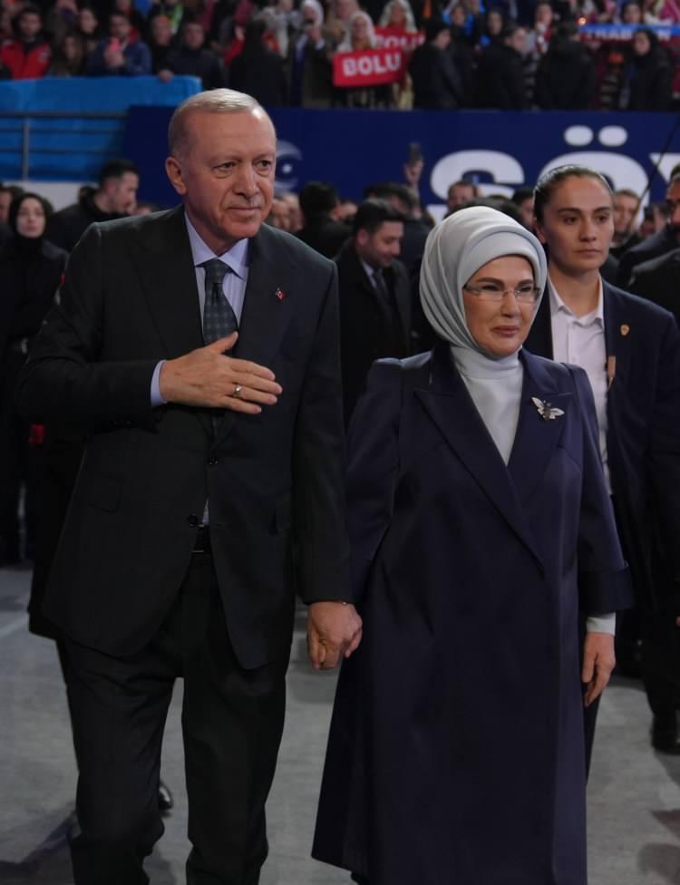<p>Hüseyin Yayman, İdris Nebi Hatipoğlu, İsmet Gergerli, Kürşad Zorlu, Mahir Ünal, Mehmet Kırmızı, Mehmet Umut Tuncer, Melek Duman, Menderes Mehmet Tevfik Türel, </p>
