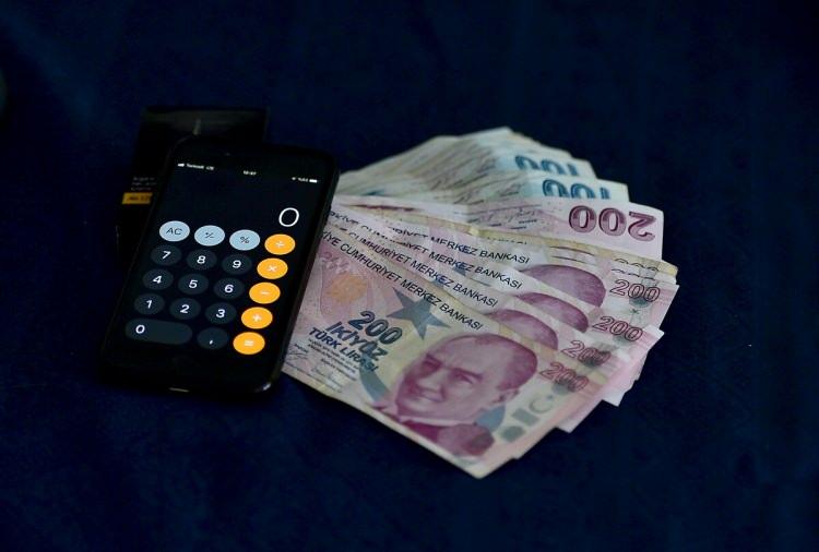 <p>Bu dosyaların bir kısmı dul ve yetim aylıklarını kapsasa da, emekli sayısı birçok ülkenin nüfusunu geride bırakıyor.</p>

