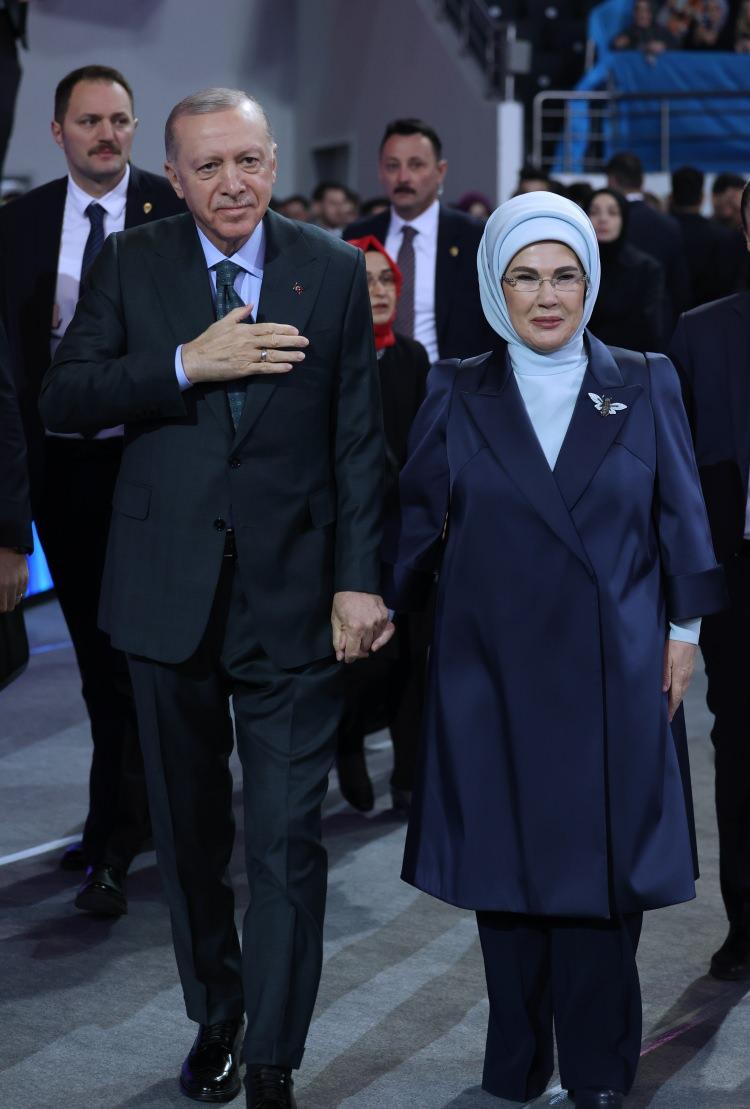 <p>Sosyal Politikalar: Fatma Betül Sayan Kaya</p>

<p> </p>

<p> </p>
