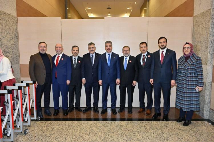 <p><em><strong>İŞTE TARİHİ TÖRENDEN KARELER...</strong></em></p>
