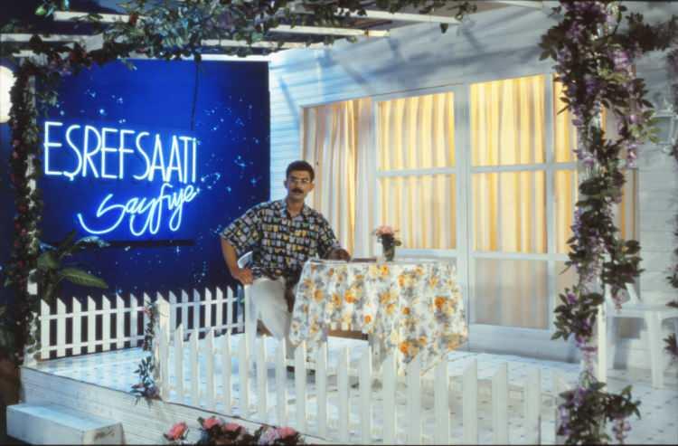 <p>1999 </p>

<p> </p>

<p>İBRAHİM SADRİ EŞREF SAATİ</p>
