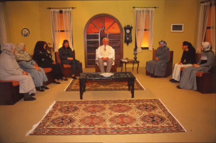 <p>2000</p>

<p> </p>

<p>HAYAT DERSLERİ PROGRAMI</p>

<p> </p>
