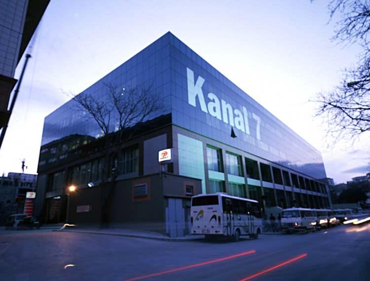 <p>2000 </p>

<p> </p>

<p>ESKİ KANAL7 BİNASI </p>
