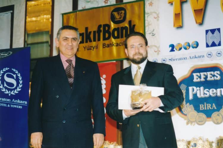 <p>2000 </p>

<p> </p>

<p>TV OSCARLARI GECESİ </p>
